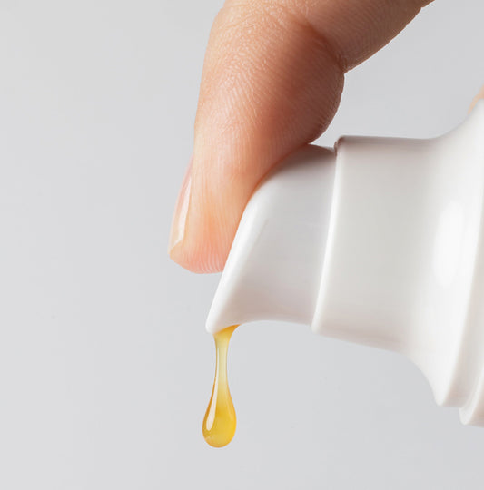 How to Choose the Right Serum for Brighter, Hydrated, Healthier-Looking Skin