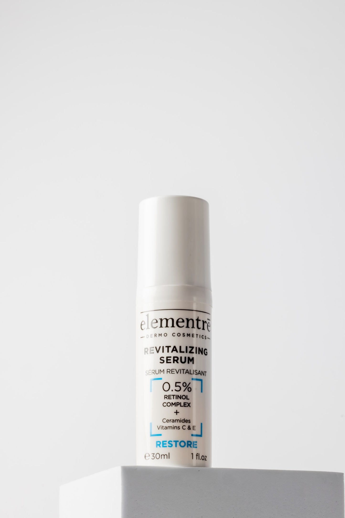 elementrē Revitalizing Serum product lifestyle image